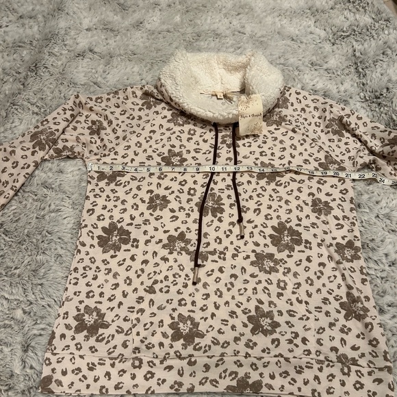 Hem & Thread Floral and Leopard Print Cowl Neck Sweatshirt - Picture 6 of 7